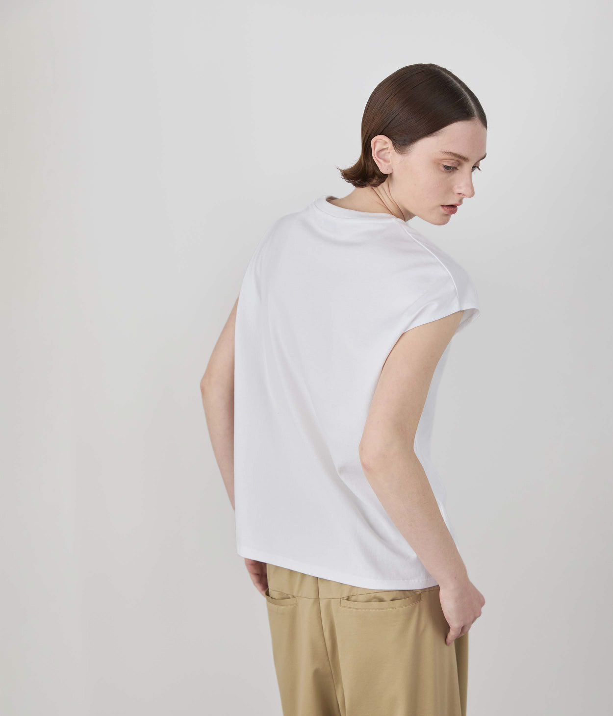 COTTONY® SLEEVELESS TEE