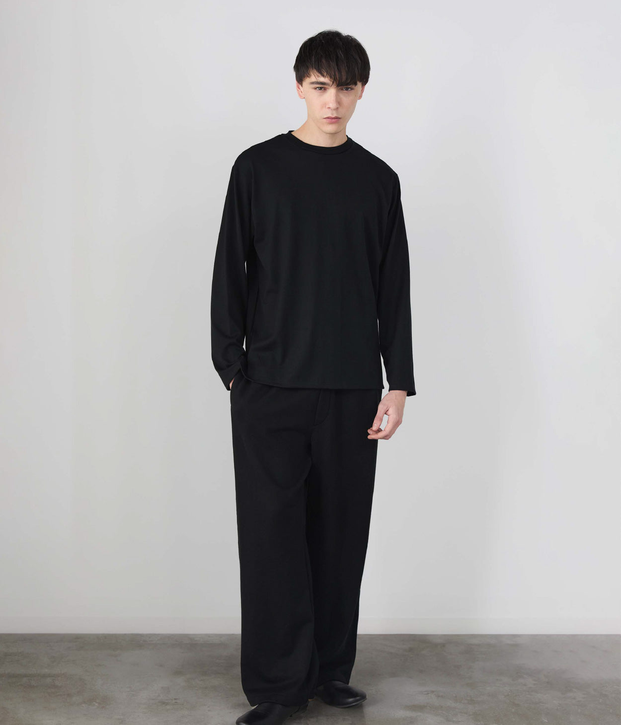 COTTONY® SIDE SLIT LONGSLEEVE TEE