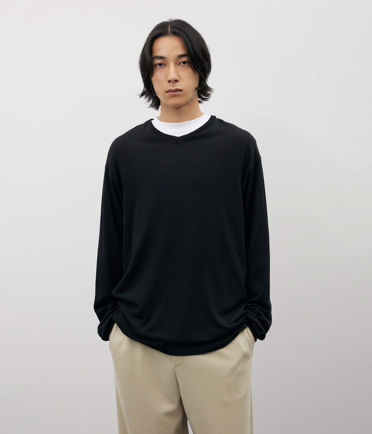 WOOLISH V-NECK LONGSLEEVE TEE