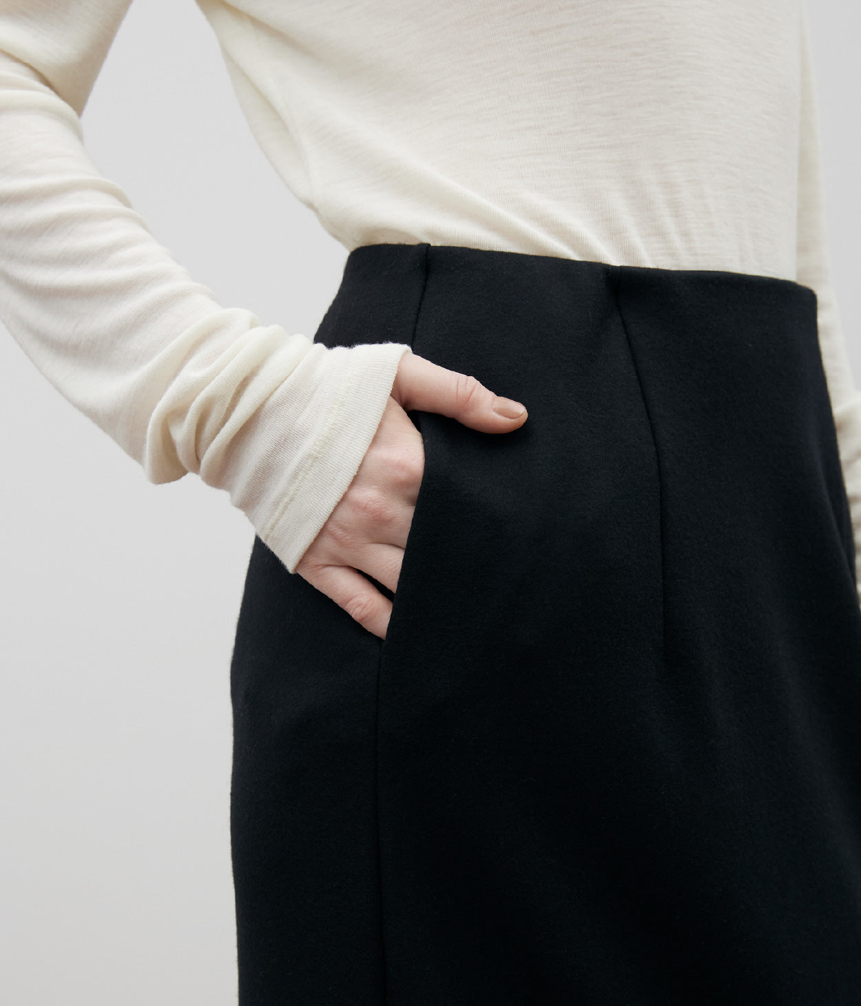 WOOLISH MILLED SMOOTH LONG SKIRT