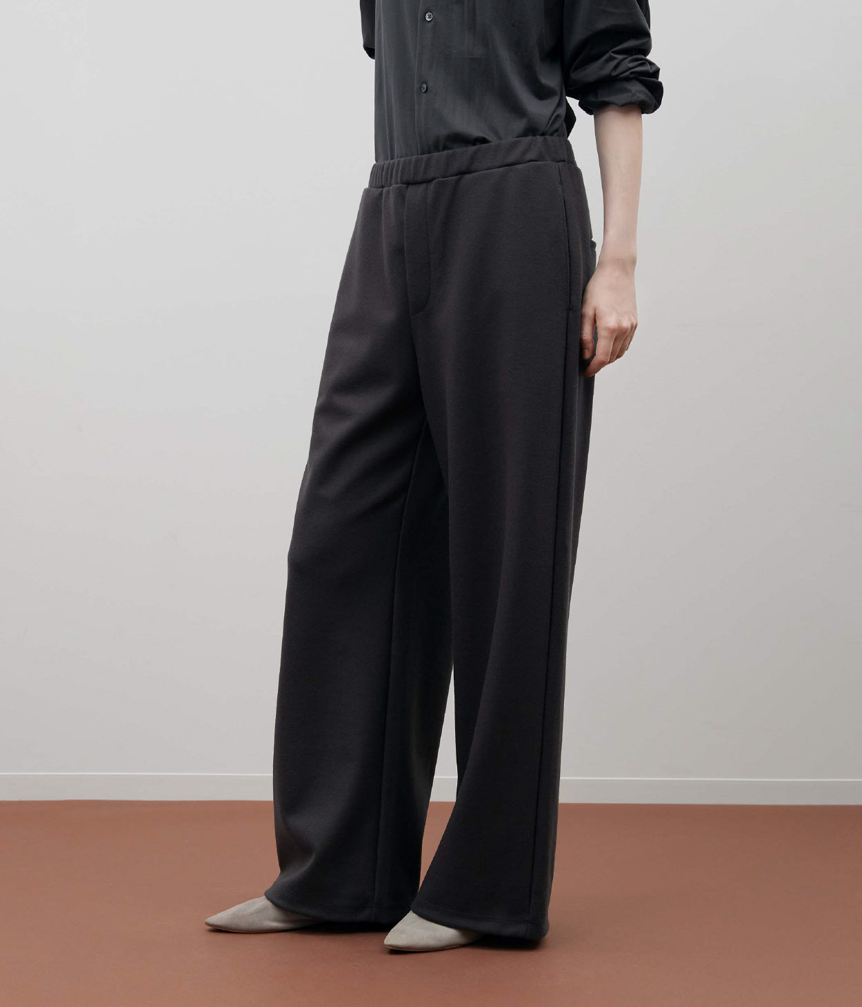 WOOLISH MILLED SMOOTH RELAX PANTS
