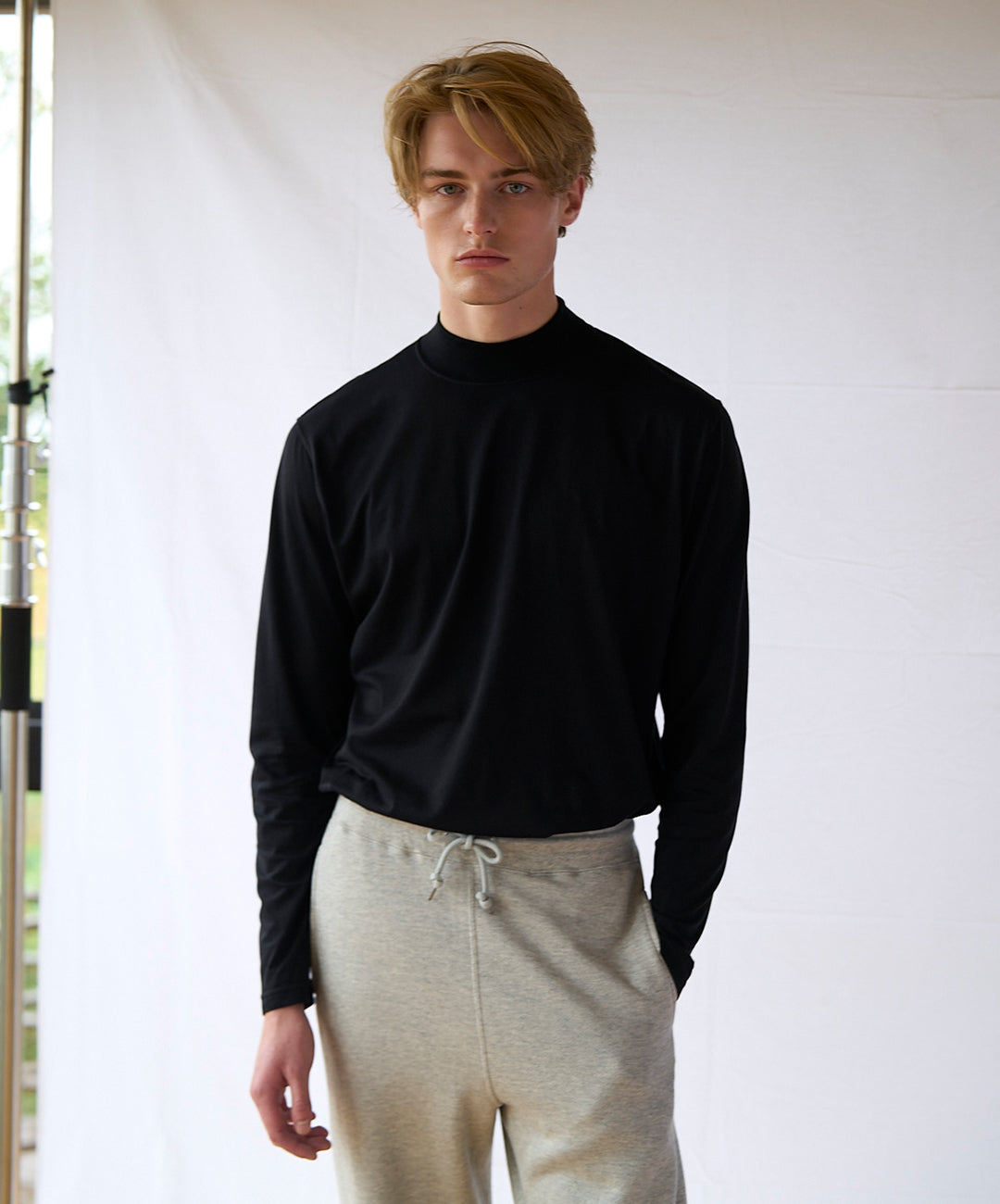 FYNELYNE engineered by LIFiLL / COTTONY LONG SLEEVE MOCK NECK